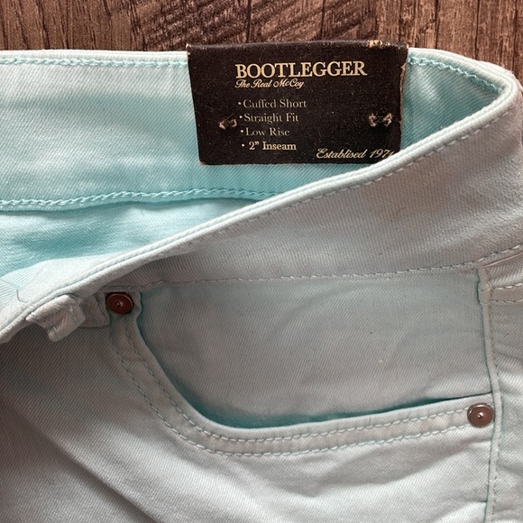 BNWT Bootlegger Shorts Sz 28 - Picture 2 of 4